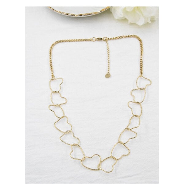 Entangled heart necklace 