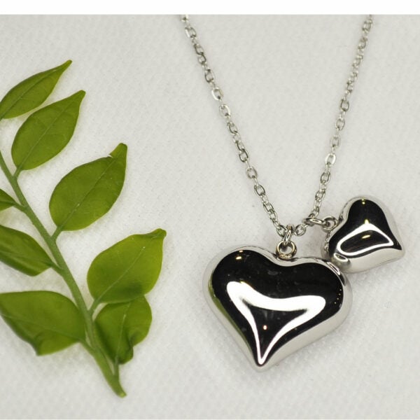 Double puff heart chain necklace 