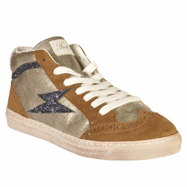 Hi-top brogue sneaker