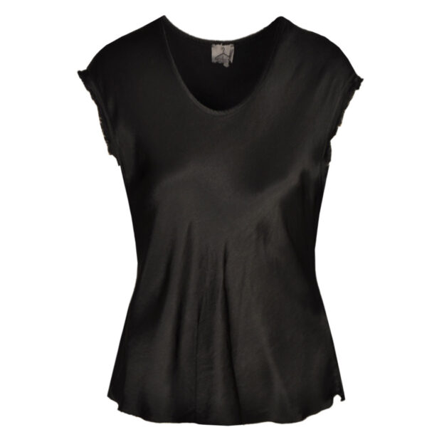 Raw-edge sleeve silky top