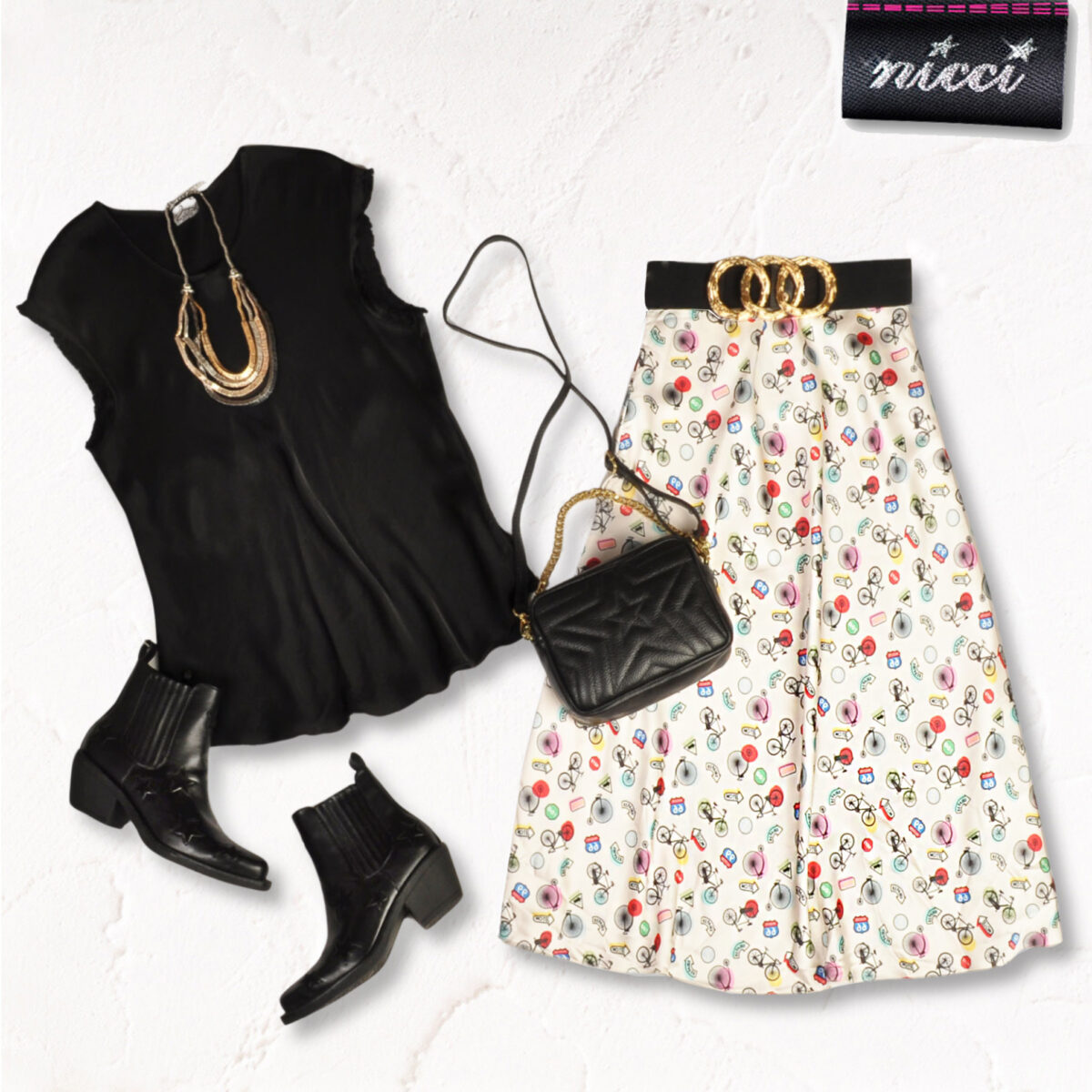 Raw-edge sleeve silky top