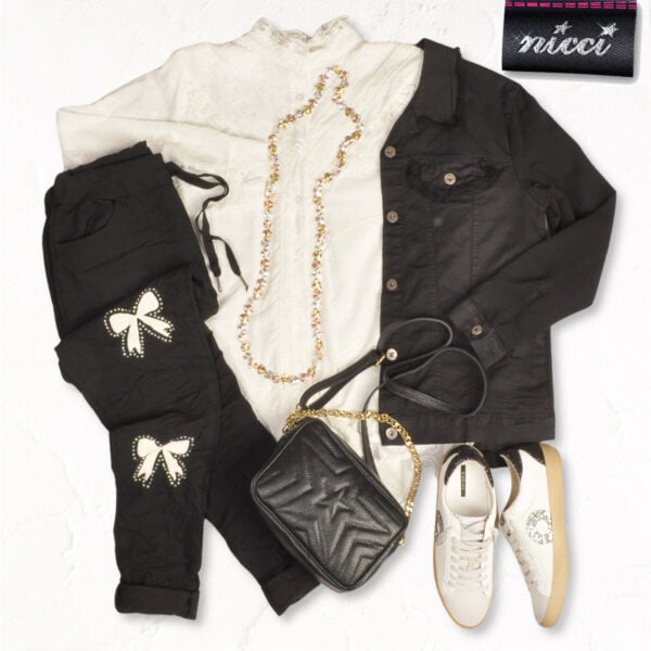 Frayed pocket denim jacket