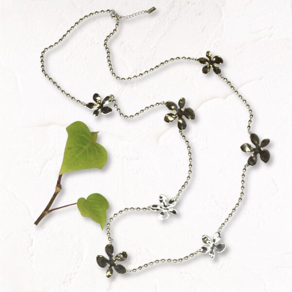 Multi daisy ball necklace