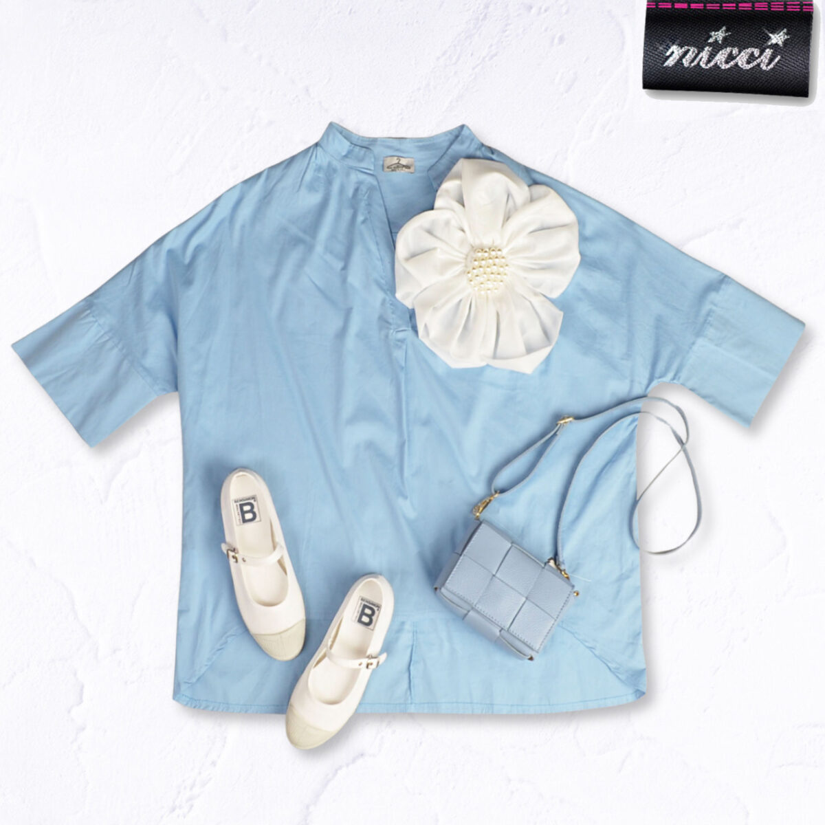 Giant flower mandarin shirt