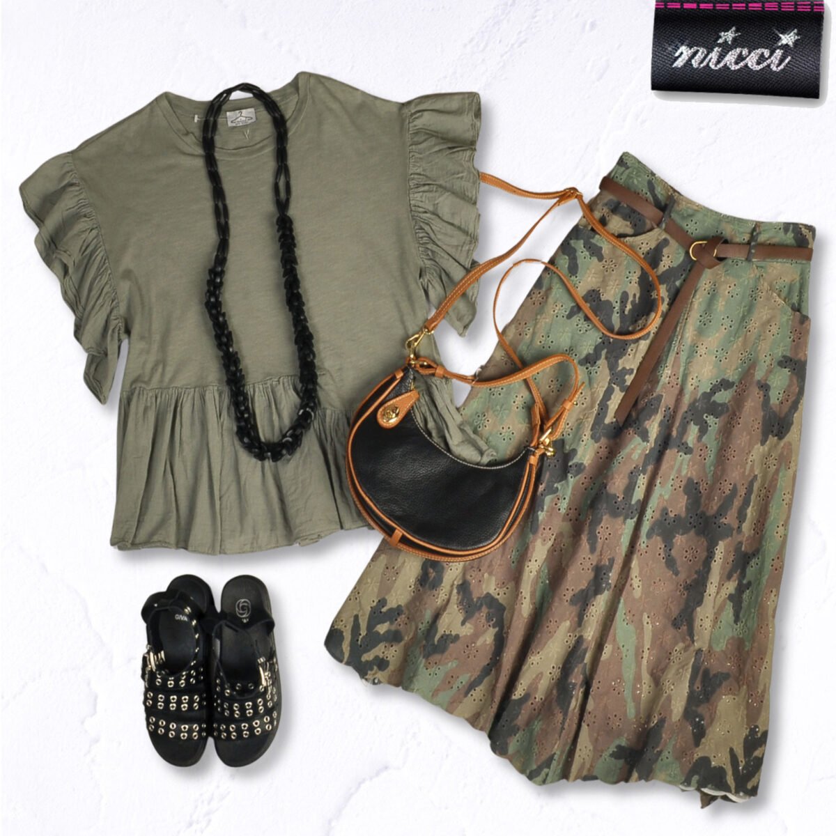 Camo print belted anglaise skirt