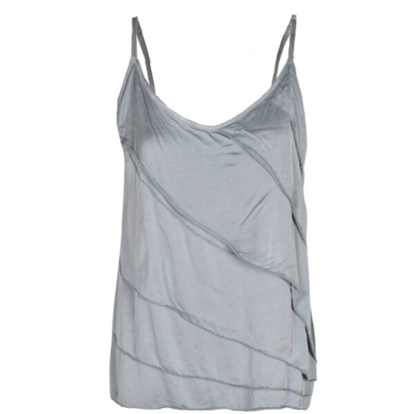 Diagonal layered silky top