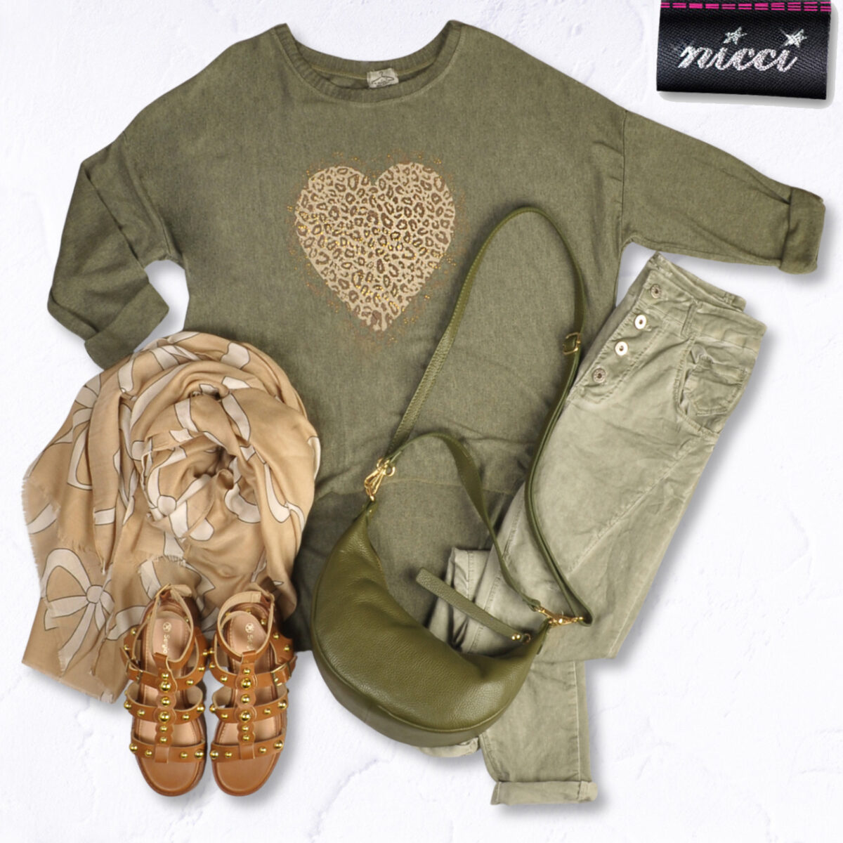 2-Textured pants