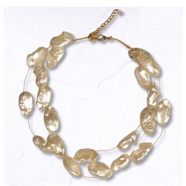 Mabe pearl string necklace