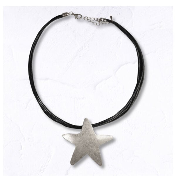 Multi string star choker