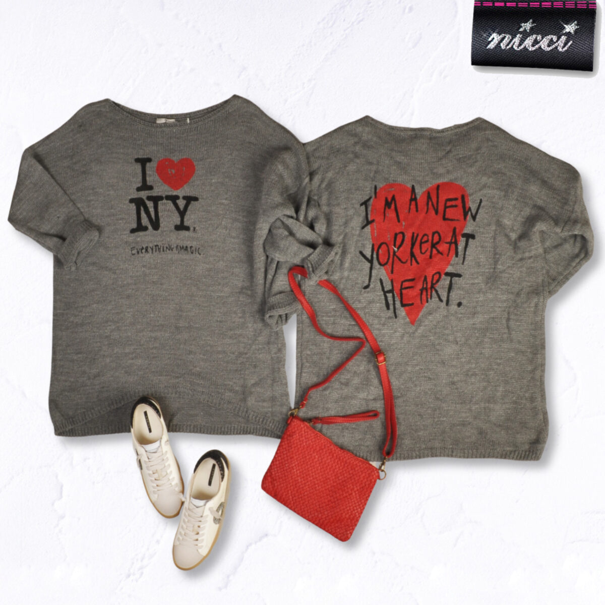I love New York print knit top