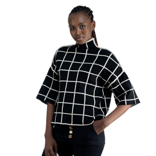 Window box check print crop sleeve knit top