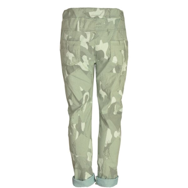 Star print camo pants
