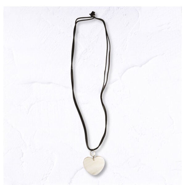 Mother of pearl necklace
