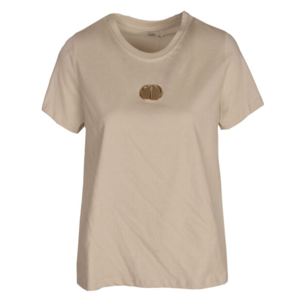 Gold buckle t-shirt