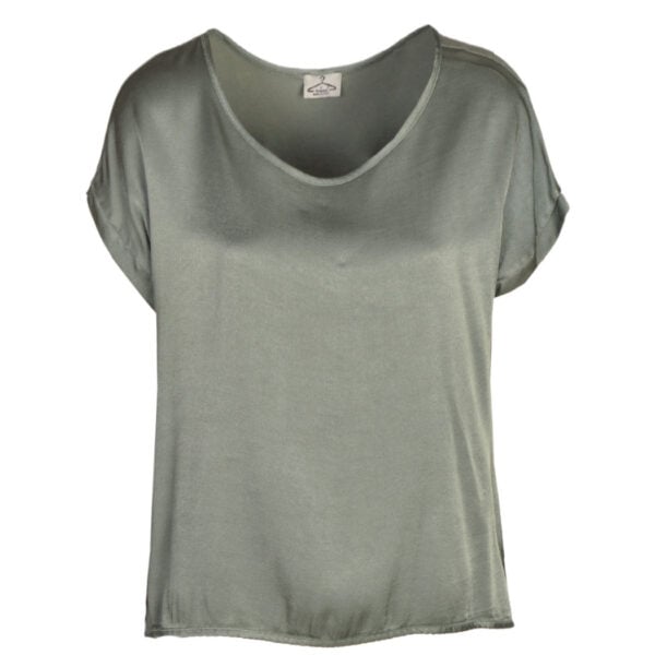 2-Textured silky basic top