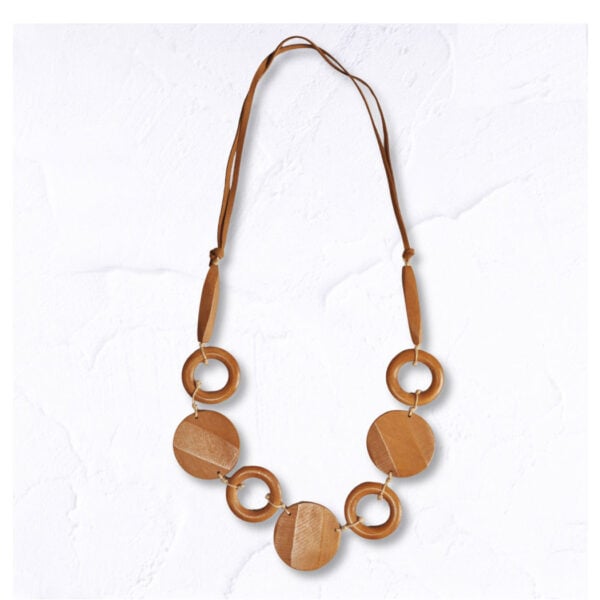 Wooden disc circle necklace