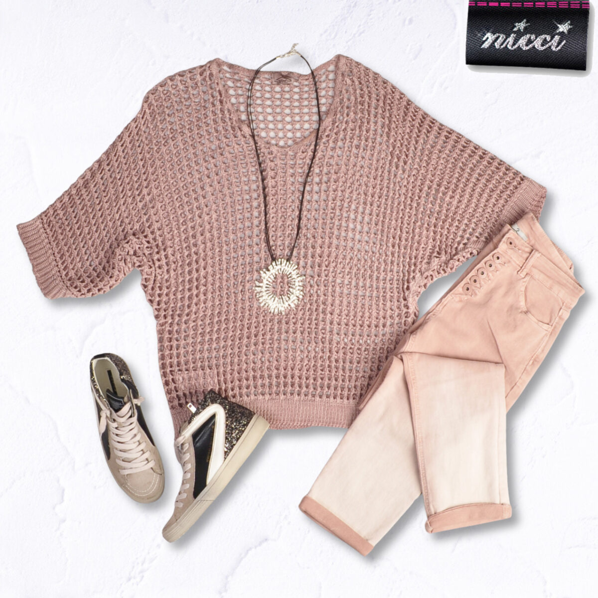 2-Textured pants