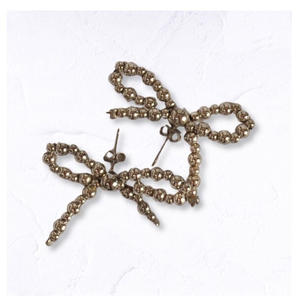 Beaded bow stud earrings