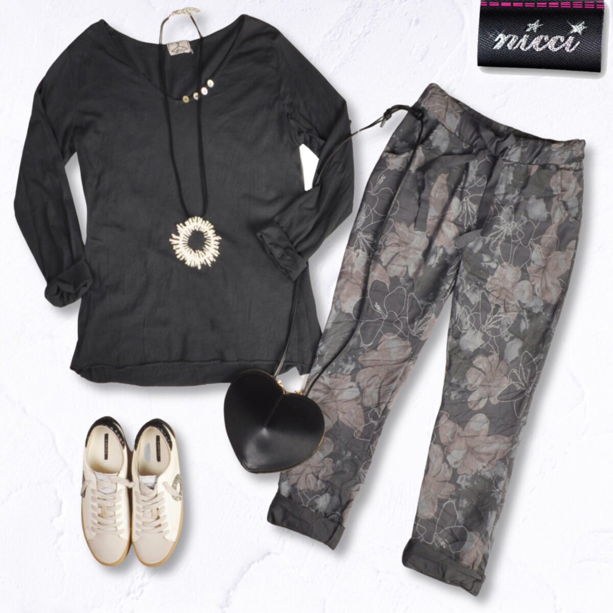 Raw-edge button detail long sleeve top 