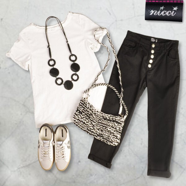 Frill border t-shirt
