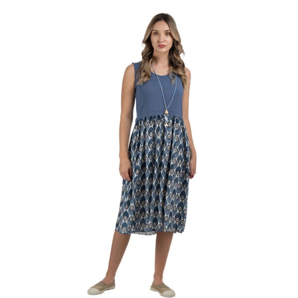 2-Textured peacock feather dress