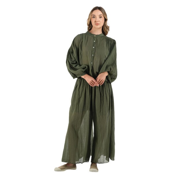 Boxy batwing top