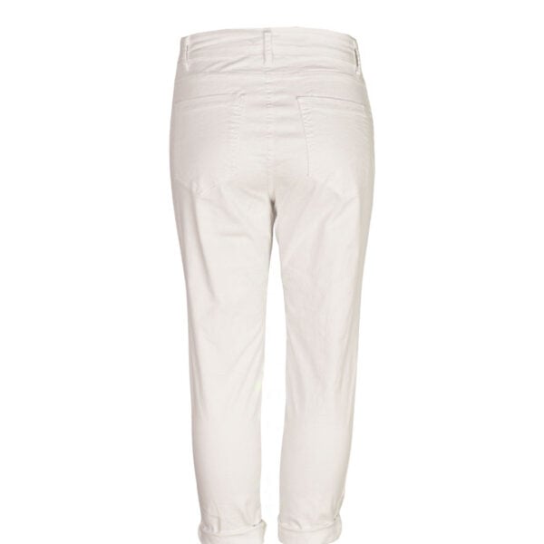 Capri pants