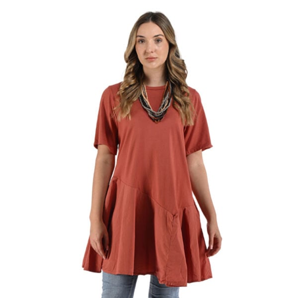 2-Textured asymmetrical swing top