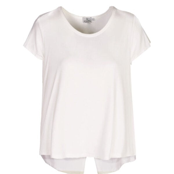Back button detail t-shirt