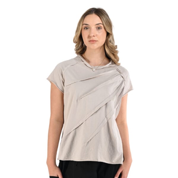 Raw-edge top