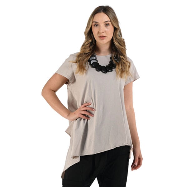 Raw-edge pointy top