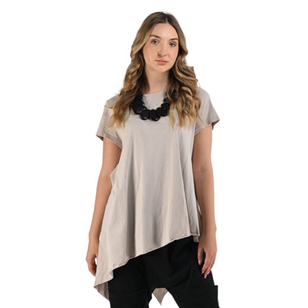 Raw-edge pointy top