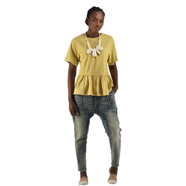 2-Textured frill border top