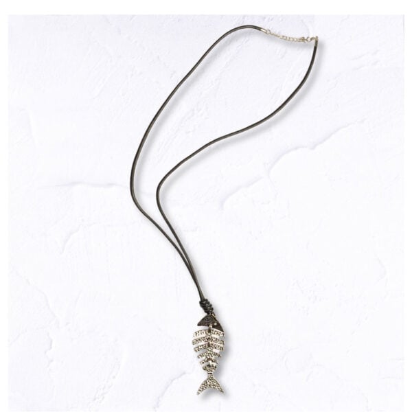 Textured fish rope necklace 