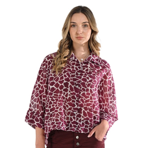 Giraffe print boxy shirt Giraffe print boxy shirt